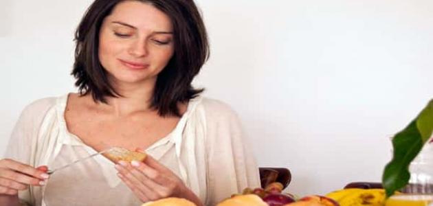 طرق تغذية الحامل في الشهر الأول
