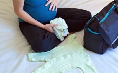 ماذا يتوجب عليك وضعة في حقيبة الطفل عند إقتراب الولادة؟