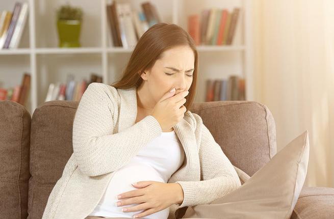 نصائح للتخفيف من حالات الغثيان والتقىء لدى الحامل