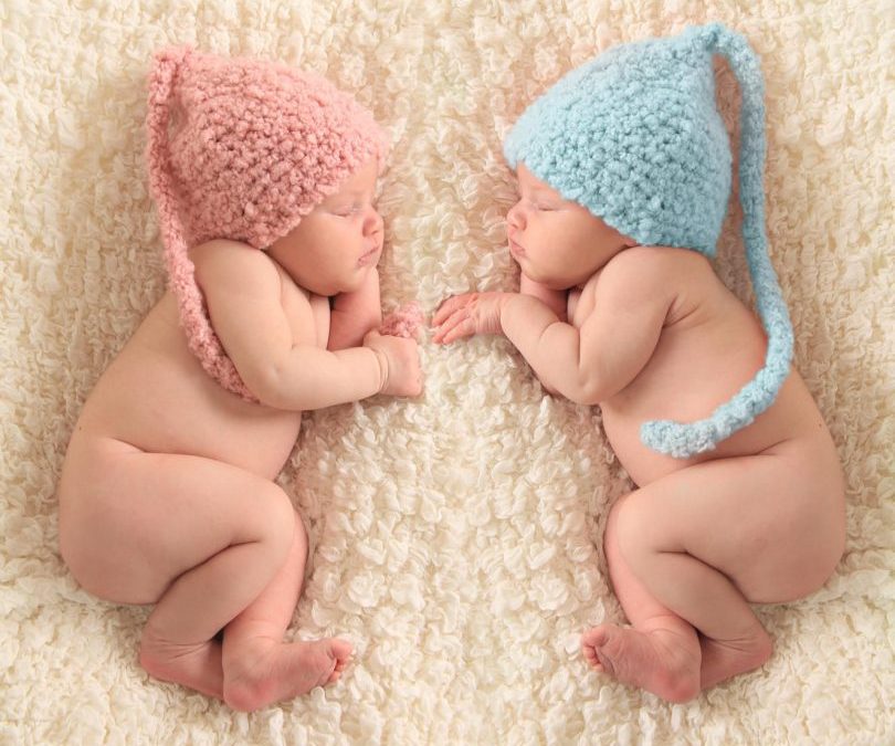 مقارنة بين حمل التوأم والحمل في جنين واحد